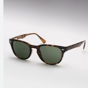 Ray-Ban Classic Sunglasses, polarized, like new